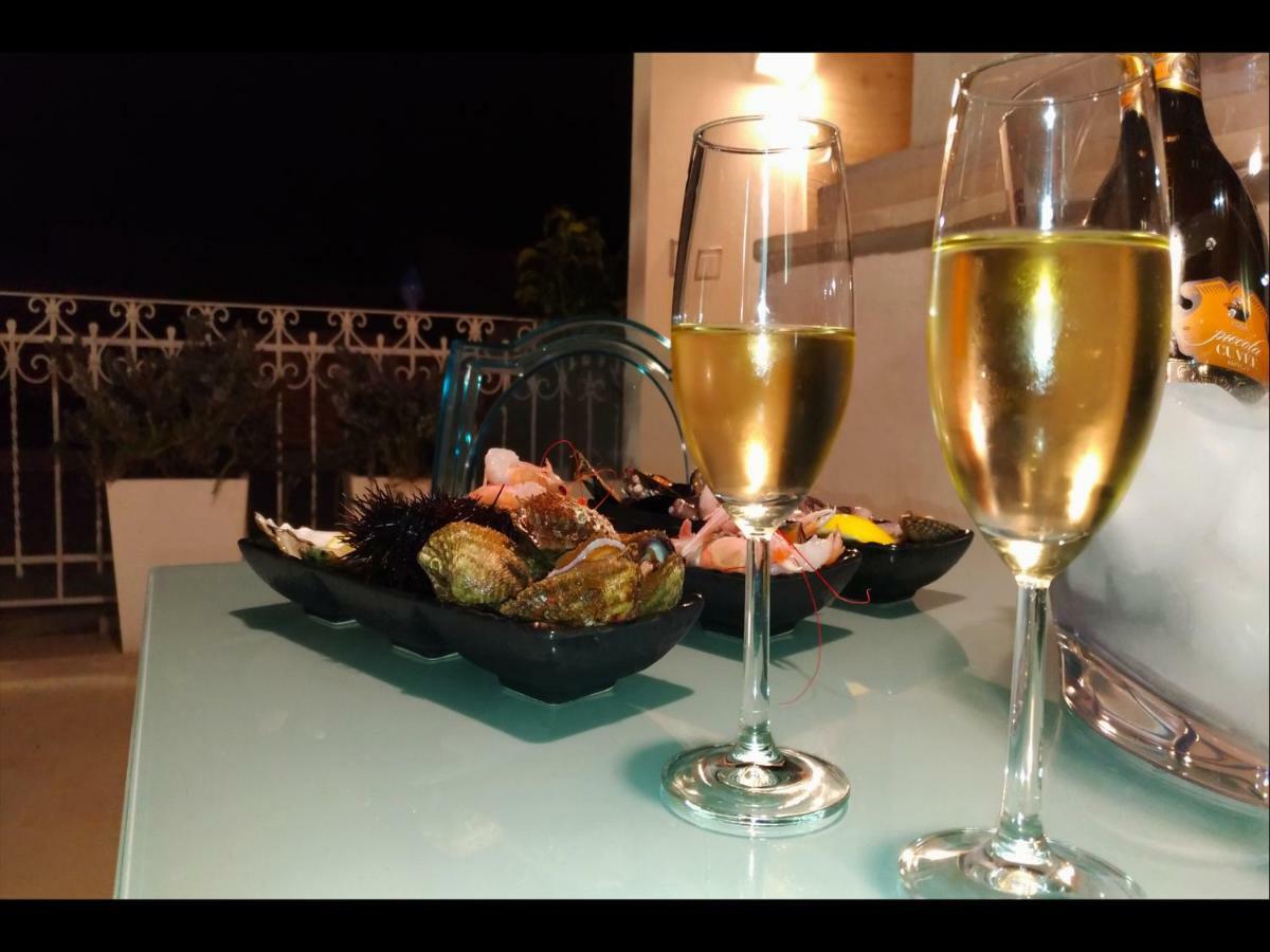 B&B Re Apartments Palazzo Muscati Molfetta Exterior photo
